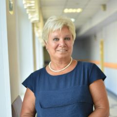 Манонина Елена